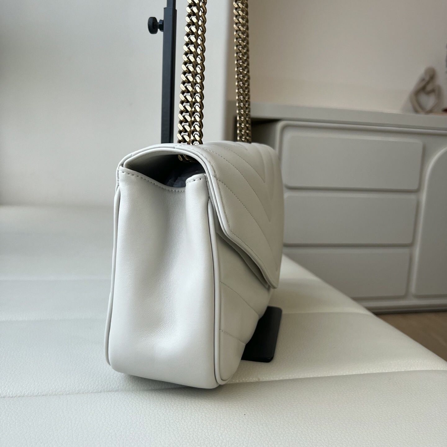 Chain Crossbody Quilted - Women Cream White V Quilted Soft