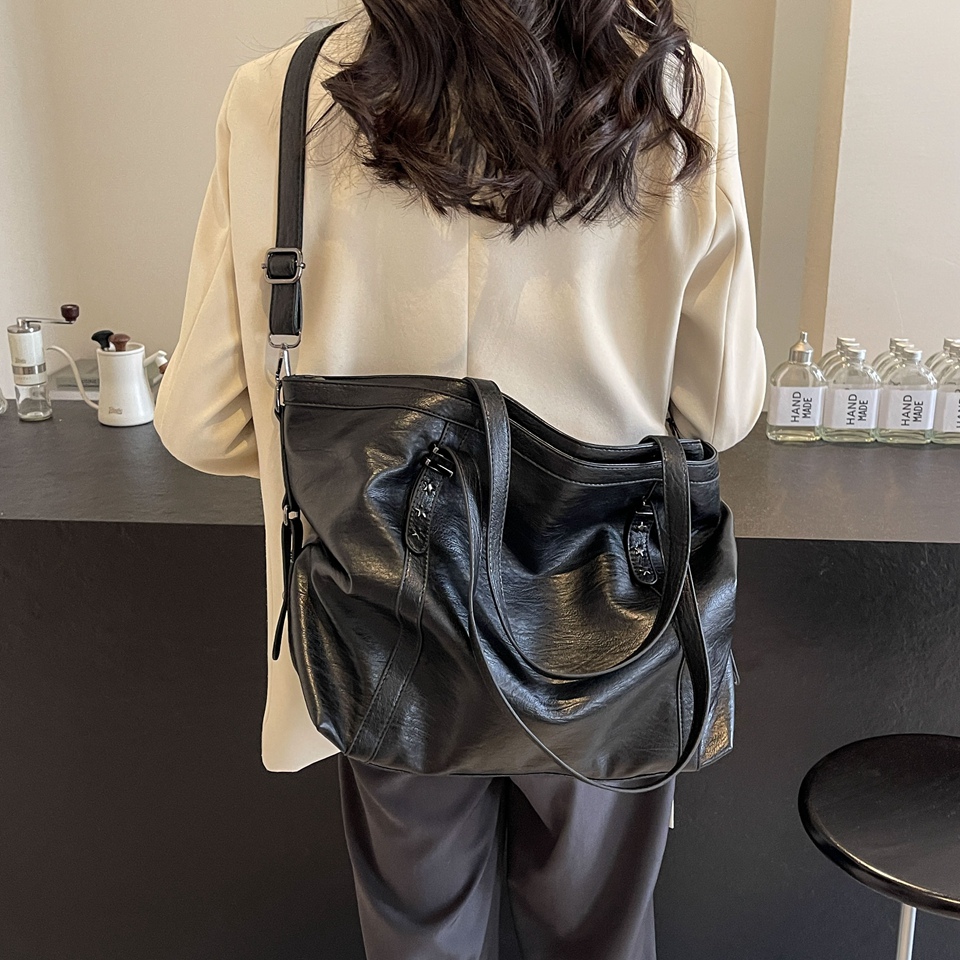 Big Black Shoulder crossbody B - Luxury Bags Big ulasan dan harga