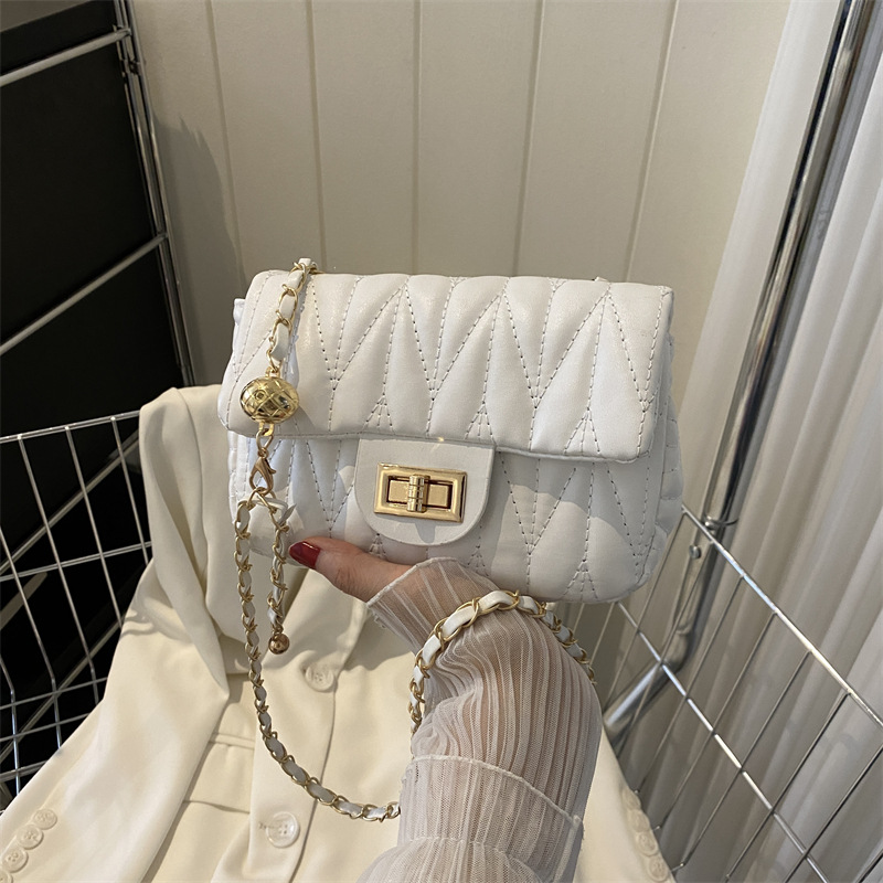Women Quilted PU Crossbody Bag - Chain Crossbody Quilted ulasan dan harga