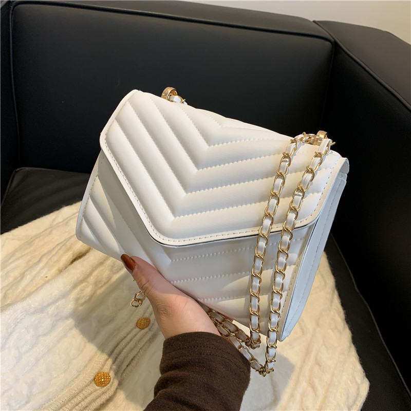 Women's White Black Quilted Ch - Chain Crossbody Quilted ulasan dan harga
